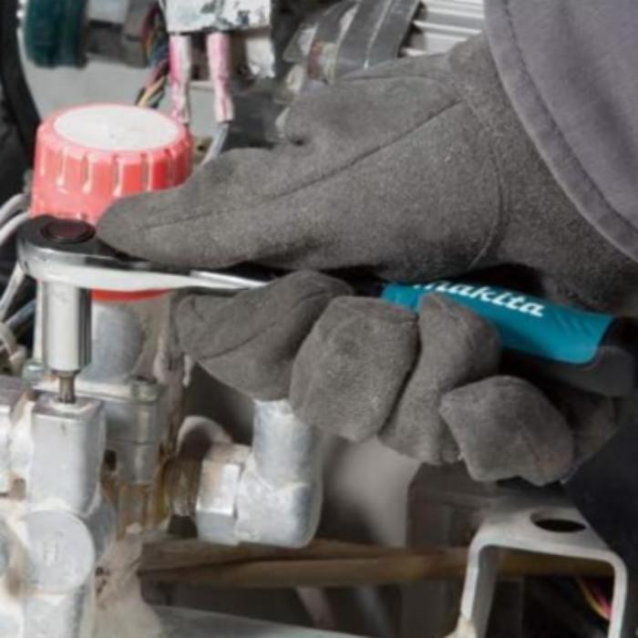 Makita 34-Piece Socket & Accessory Set – Perfect for DIY and Professional Use