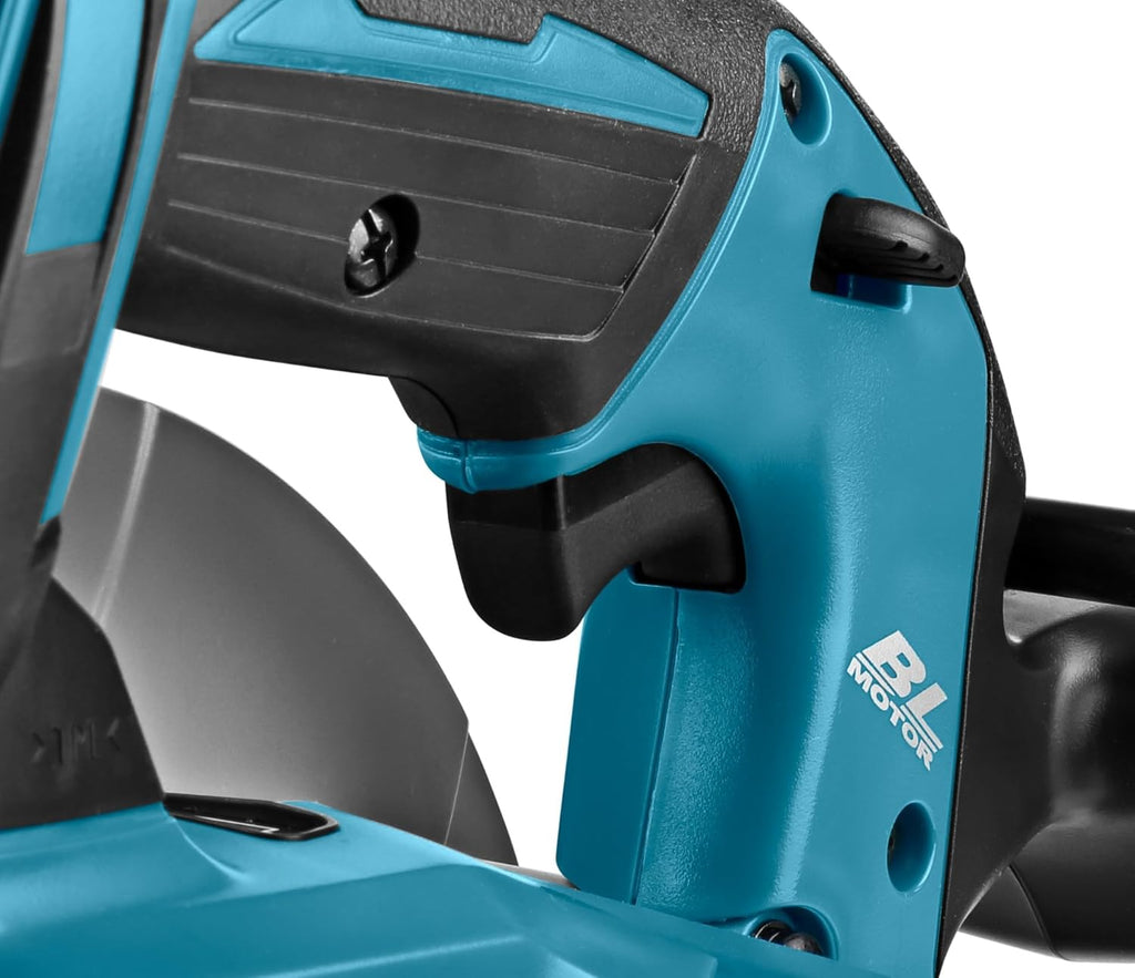 Makita DHS680Z 18V LXT Brushless 165mm Cordless Circular Saw – Tool Only (No Battery or Charger Included)