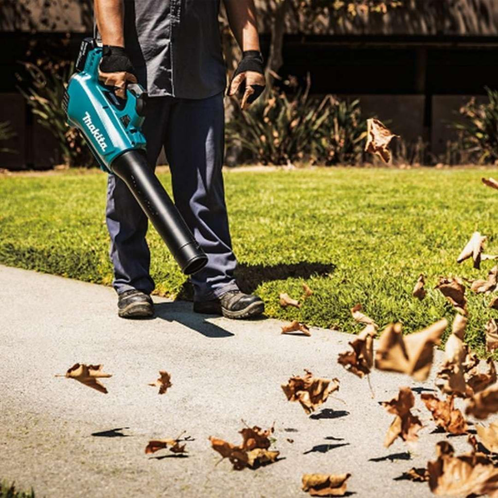 Makita DUB184RT 18V LXT Brushless Cordless Blower Kit – 1 × 5.0Ah Battery and Charger Included