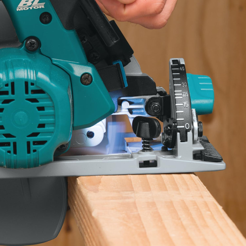 Makita DHS680Z 18V LXT Brushless 165mm Cordless Circular Saw – Tool Only (No Battery or Charger Included)